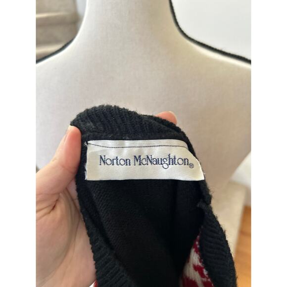 Vintage 90s Black, Red & Grey Reindeer Snowflake Patchwork Sweater - Picture 2 of 5